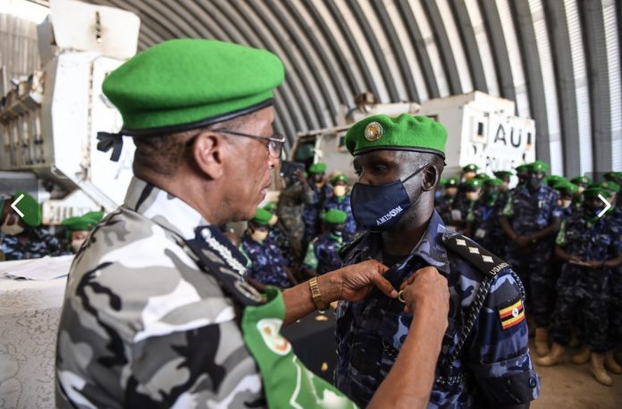 Uganda Police personnel honoured for service in Somalia.