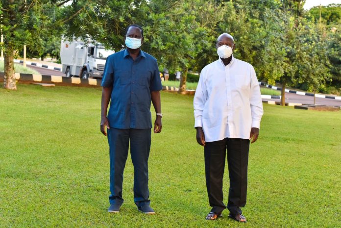 PRESIDENT MUSEVENI HOSTS KENYAN PRESIDENTIAL ASPIRANT RAILA ODINGA