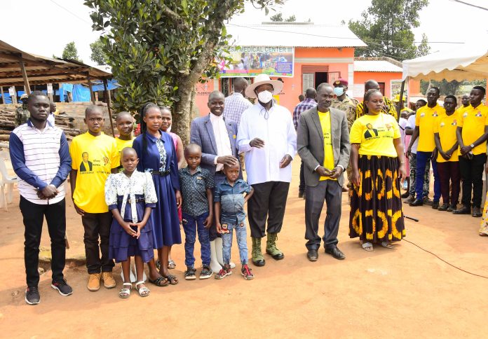 President Museveni Impressed by Busesa Demonstration Farm in Kibaale