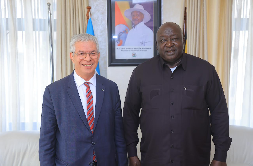 Minister of State for Foreign Affairs Meets Algerian Ambassador