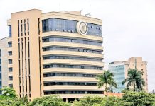 Uganda’s Economy Holds Steady as Inflation Falls and Business Activity Grows.