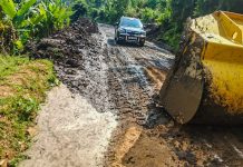Road Cleared as Landslides Disrupt Rukungiri–Mitaano–Kanungu Route