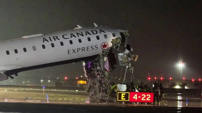 Air Canada Express Flight Involved in Crash Landing at New York’s LaGuardia