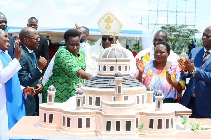 Prime Minister Nabbanja Joins Christians to Mark 25 Years of Mt. Sion Prayer Centre