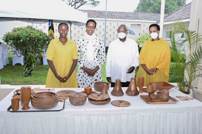 Museveni Backs Wooden Crockery After Safety Study Clears Materials