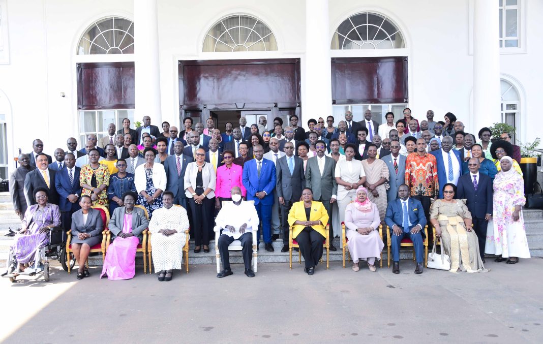 First Cabinet meeting1