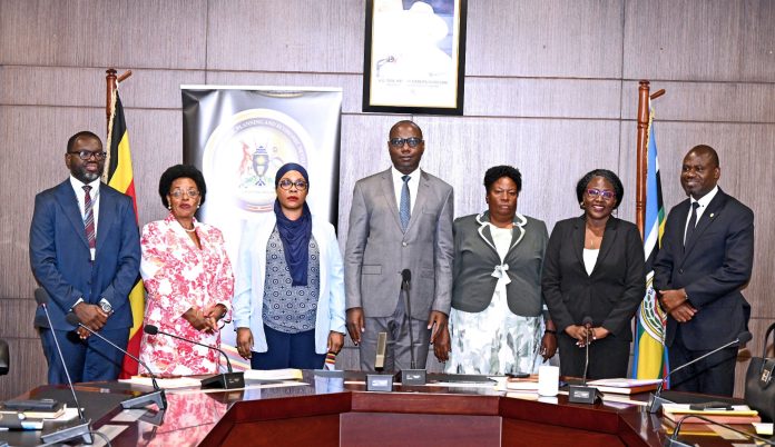 Insurance Sector Urged to De-Risk Government Investments