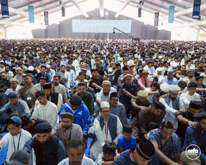 More Than 67,000 Participate in Ahmadiyya Muslim Convention as UK Jalsa Concludes