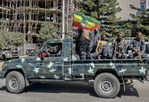 Ethiopian forces approach Eritrea border town: militia, resident
