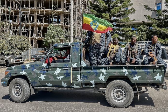 Ethiopian forces approach Eritrea border town: militia, resident