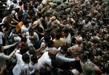 India detains top ‘cockroach’ leaders after flash protest